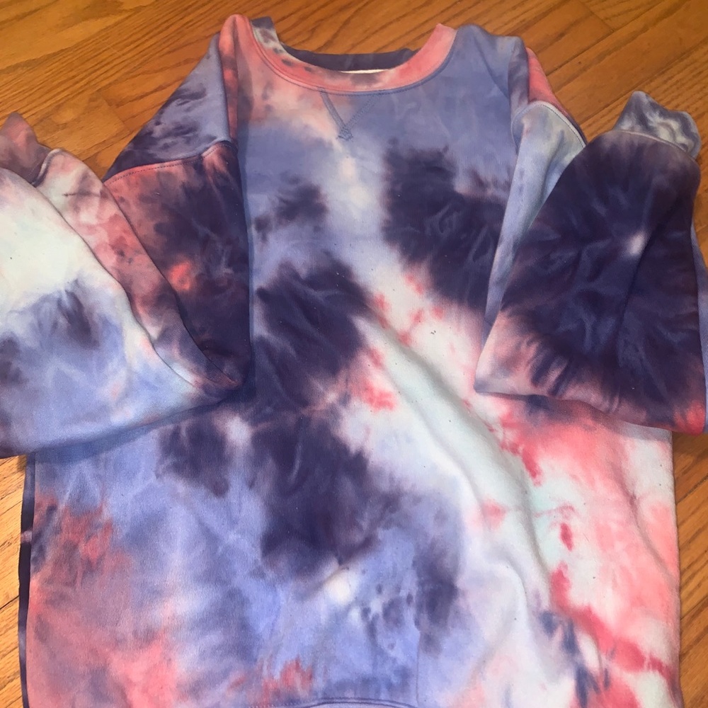 tie dye boyfriend crew neck